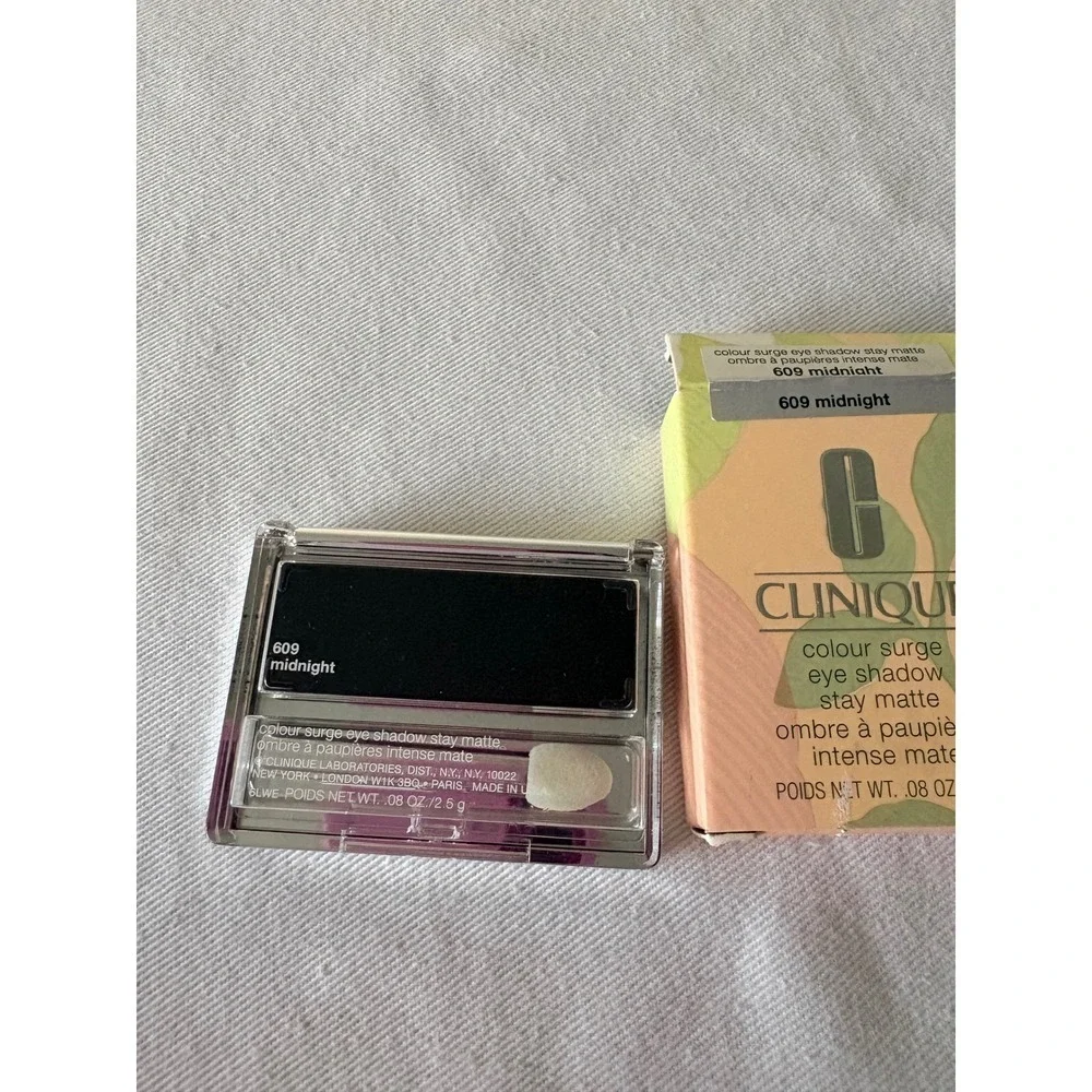 Clinique color surge moonlight black eyeshadow new‎ in box unused